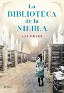 la biblioteca de la niebla